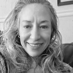 Meet your Posher, Adriane